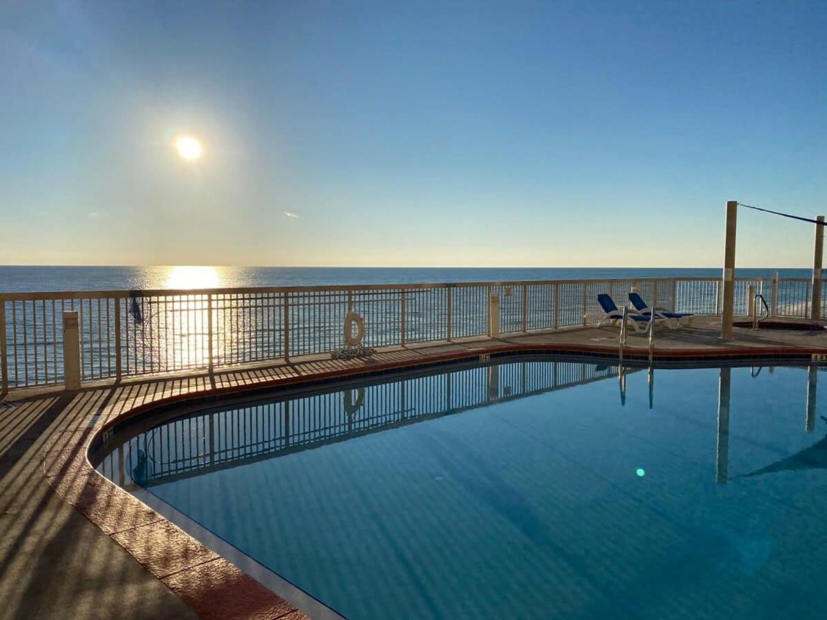 Brightly Furnished Beachfront Condominium By Brightwild Panama City Beach Exteriör bild