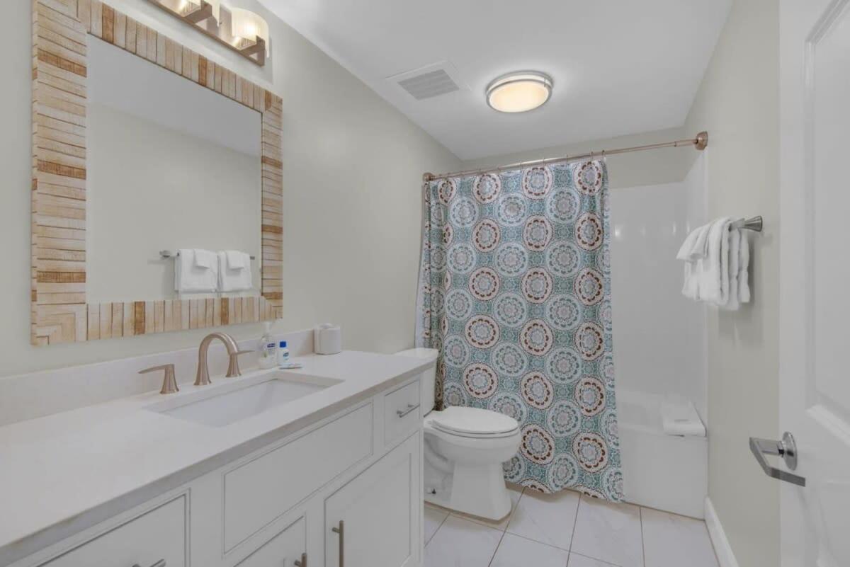 Brightly Furnished Beachfront Condominium By Brightwild Panama City Beach Exteriör bild